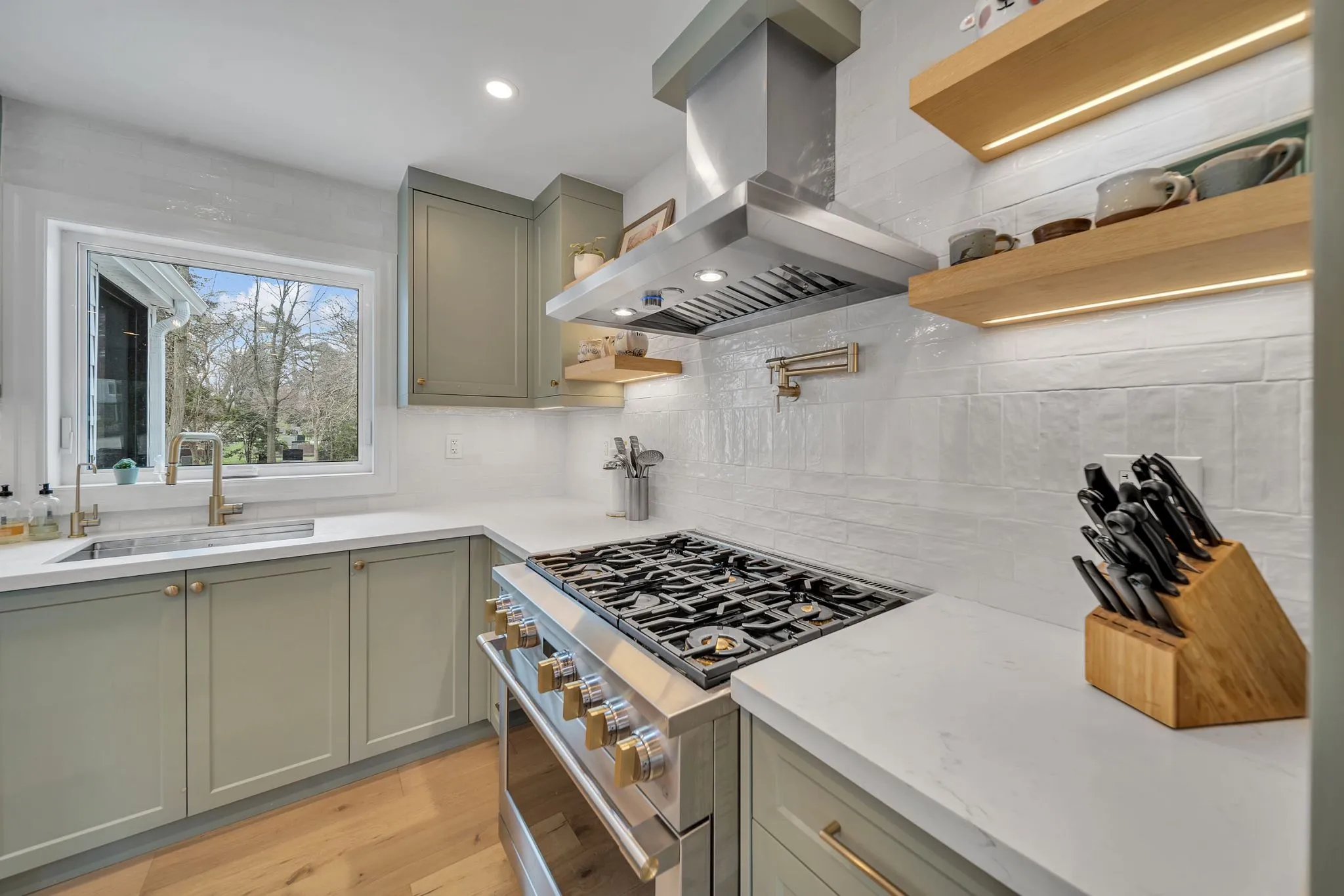 Farmhouse Kitchens